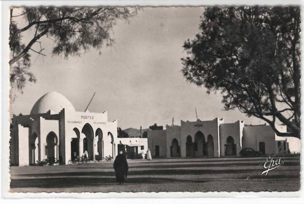 ALGERIE   COLOMB BECHAR  Palais d´ hiver et la Cathédrale