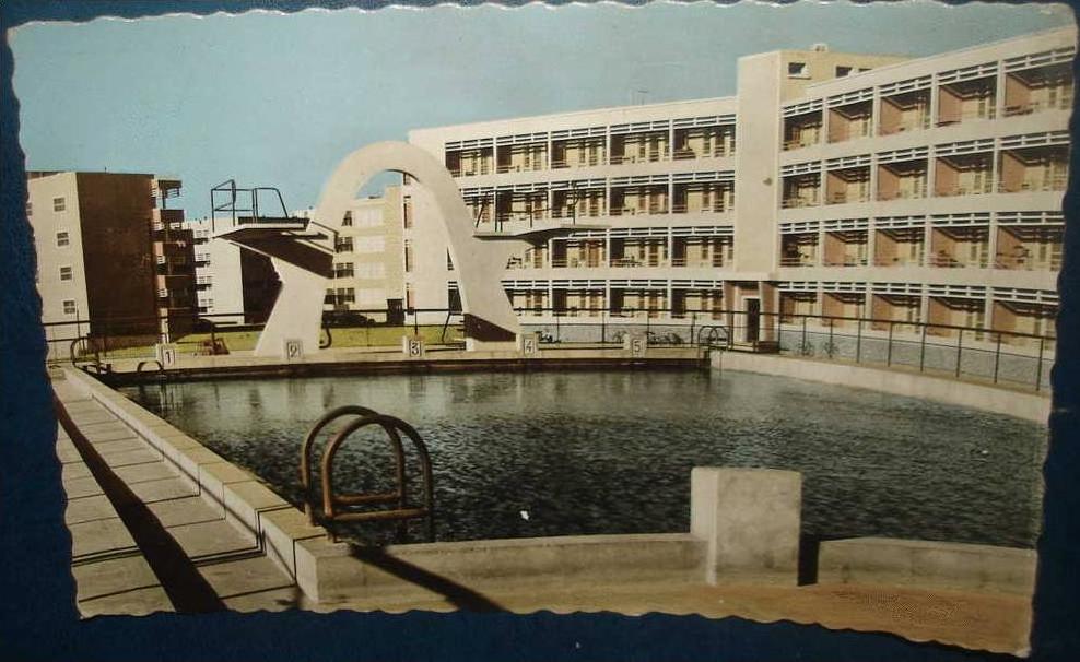 COLOMB-BECHARD.Batiment 48,Piscine du FoyerTeritorial de Garnison.Cpsm,neuve,be,