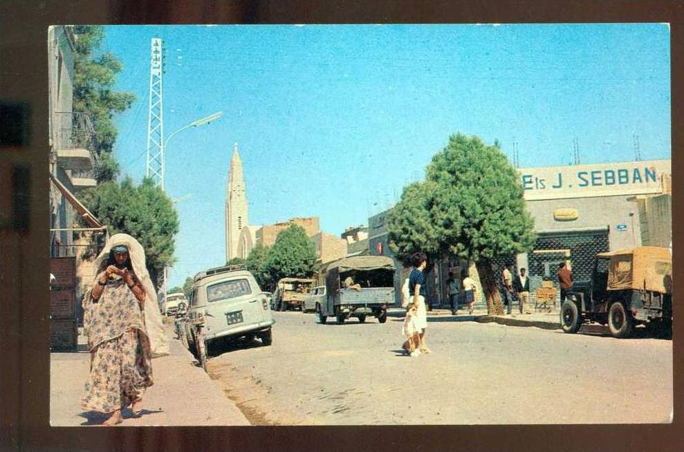 ALGERIE-BECHAR-RUE DU COLONEL LOTFI-PEUGEOT 403-JEEP VLR DELAHAYE - VLRD -