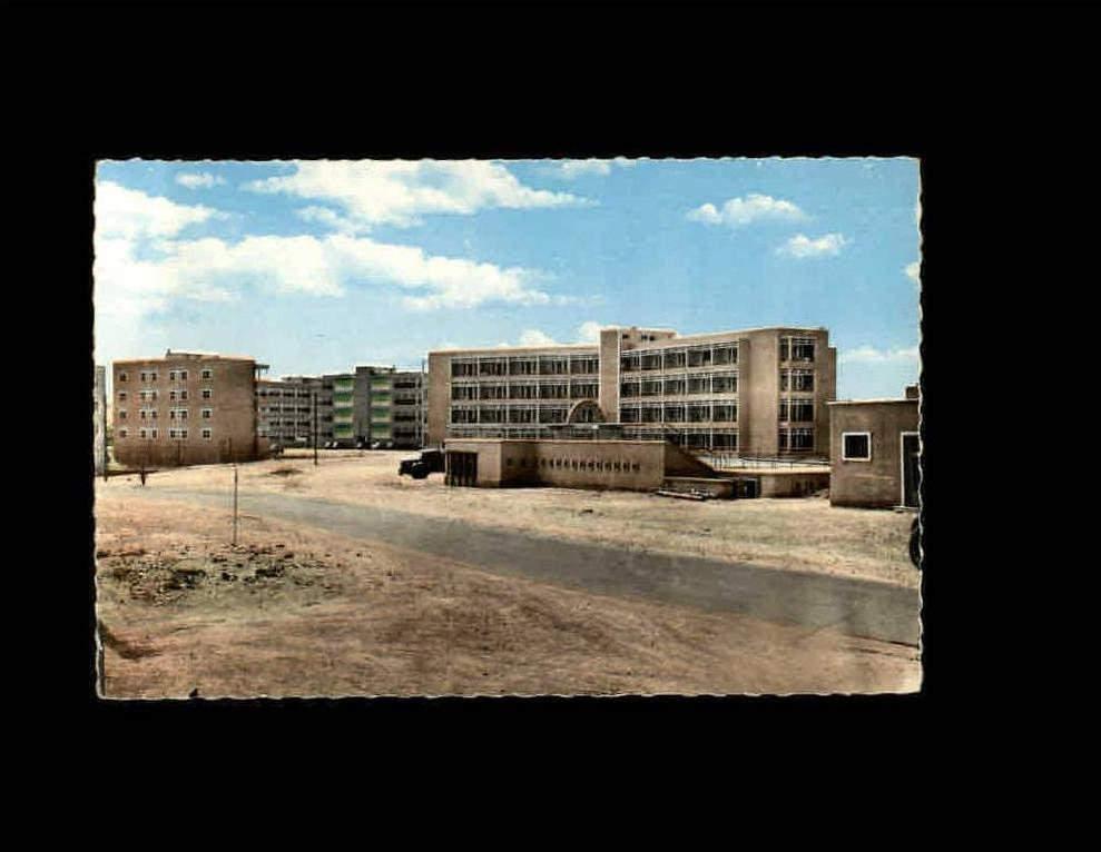 1006 - COLOMB-BECHAR - La Cité BARGA et sa piscine