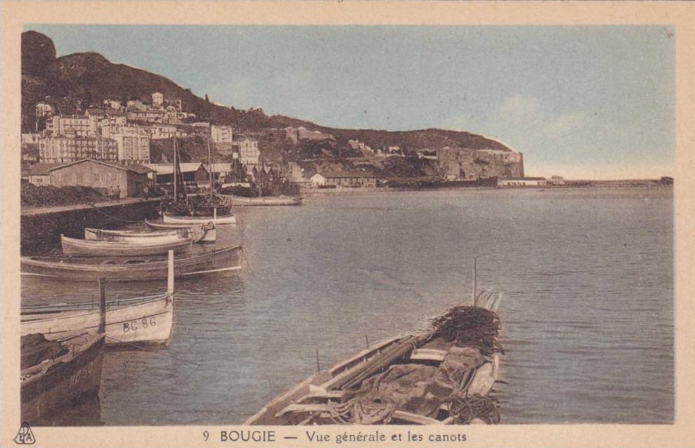 AFRIQUE,ALGERIE FRANCAISE,AFRICA,BOUGIE,B EJAIA EN 1939,PORT,CANOT,PECHE A L 'ANCIENNE