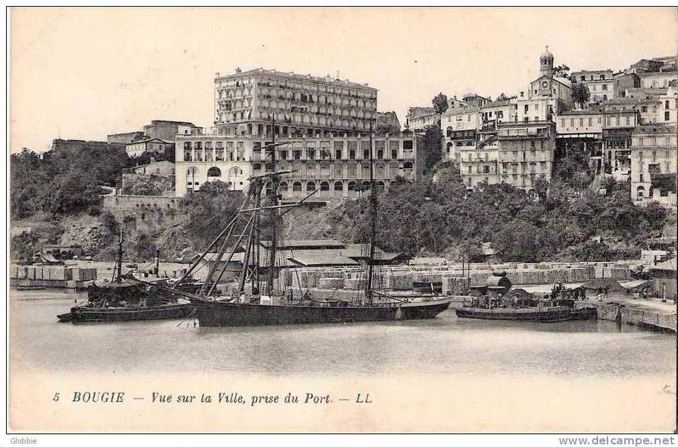 Bougie   Béjaïa   pris du Port avec vieux bateaux  ca 1920