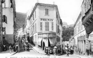 BOUGIE (Béjaïa) La Rue Trezel et la Rue des Vieillards - belle animation, très bon état