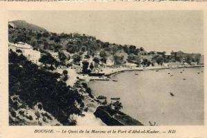 ALGERIE  BOUGIE  Le Quai de la Marine et le Fort d'Abd-el-Kader  ...... ( Ref FA394 )