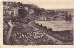 BOUGIE - Un coin du Port  ,Le Vieux Port               avec vue sur etablissement DEVAU§VERNIER