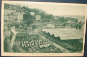 BOUGIE.Un coin du port,le vieux port.Cpa (carnet),voyagé,be,pub nevau&vernier