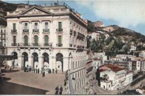 Bougie - Place du Gueydon et Banque d´Algerie