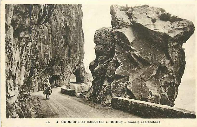 Fev13 129  Corniche de Djidjelli à Bougie  -  Tunnels  -  Tranchées