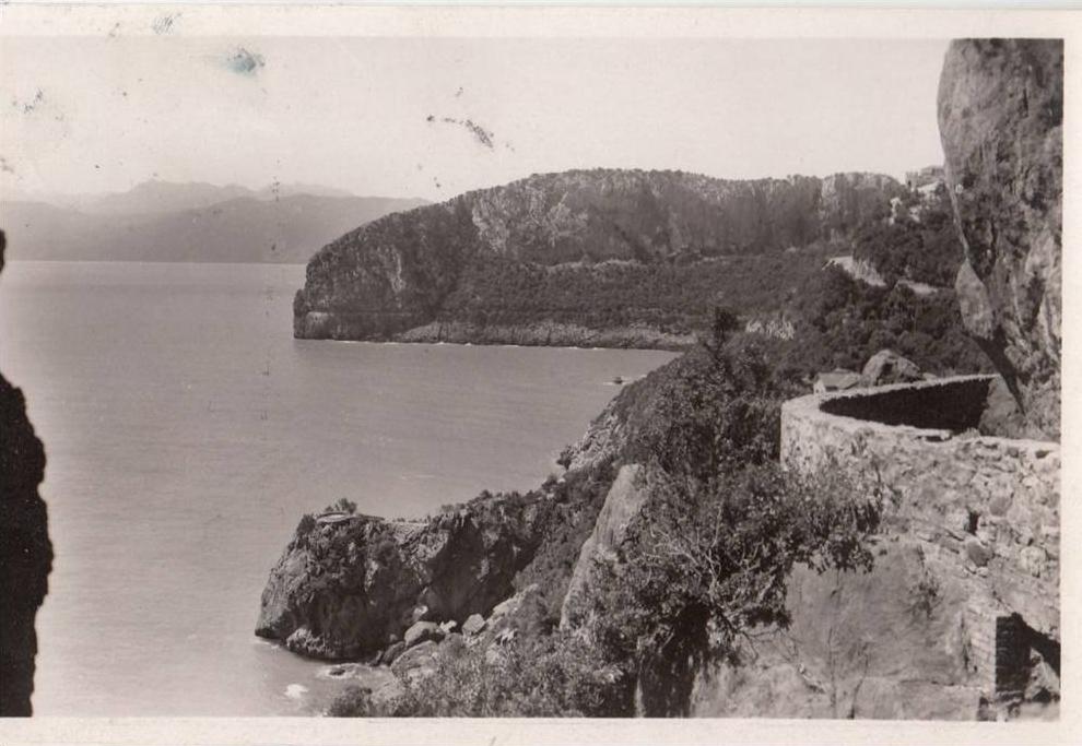 BR42901 Les Aiguades et le cap bouack bouGie     2 scans