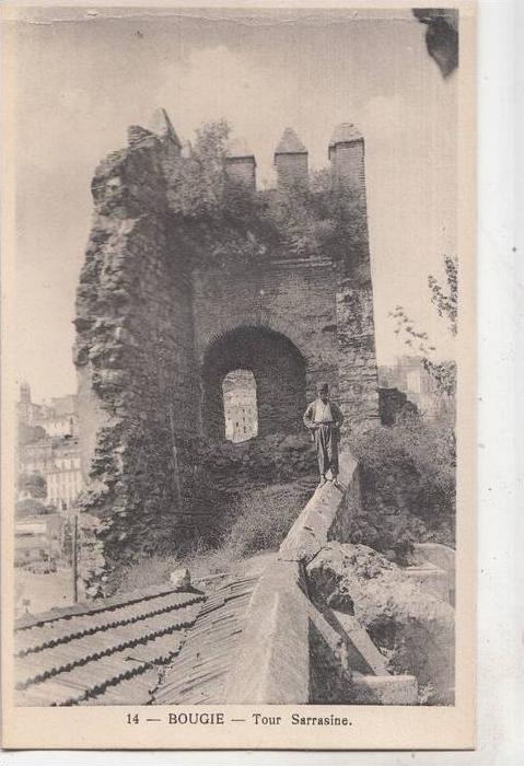 BR44367 Tour sarrasine    Bougie   2  scans
