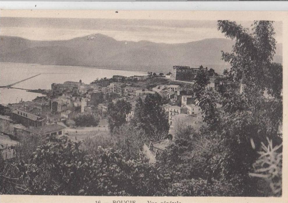 BR44368 Vue generale    Bougie   2  scans