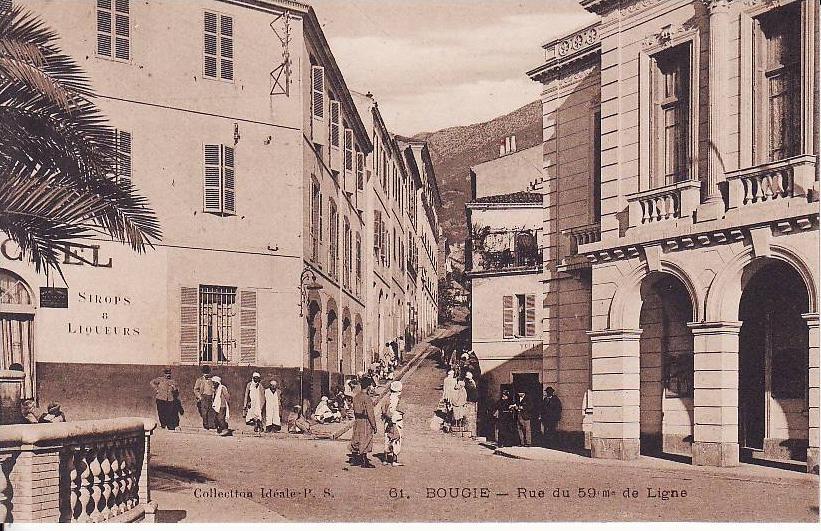 BOUGIE  rue du 59ème de ligne, animée (Algérie/4)