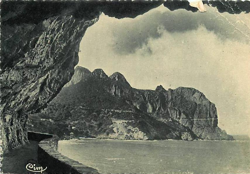 BOUGIE LES ROCHES NOIRES