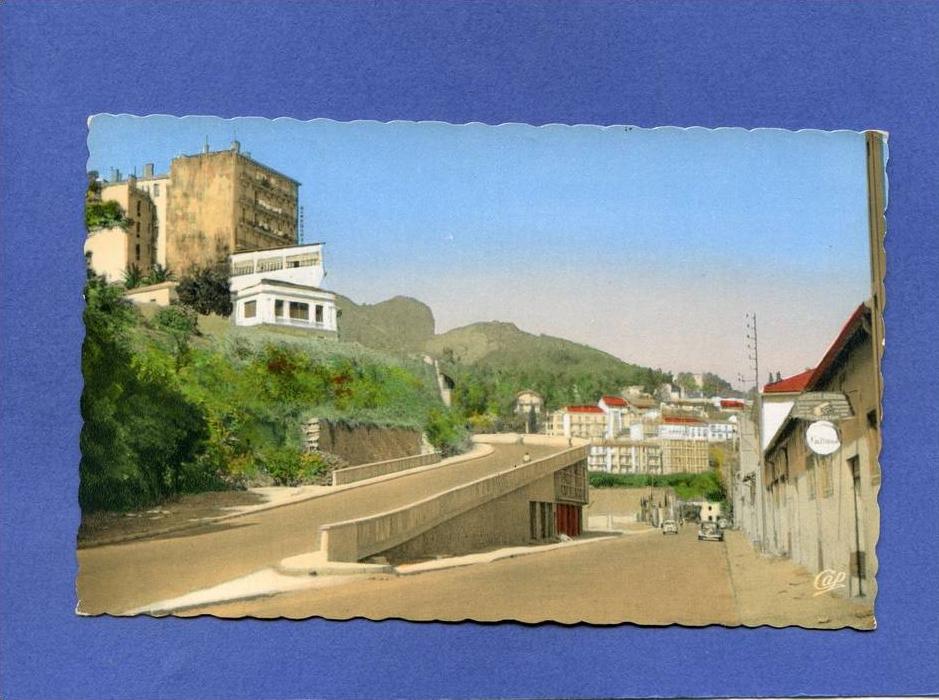 Z - Algérie - BOUGIE - Bejaia - La nouvelle rampe - voiture Citroën traction - Afrique du Nord