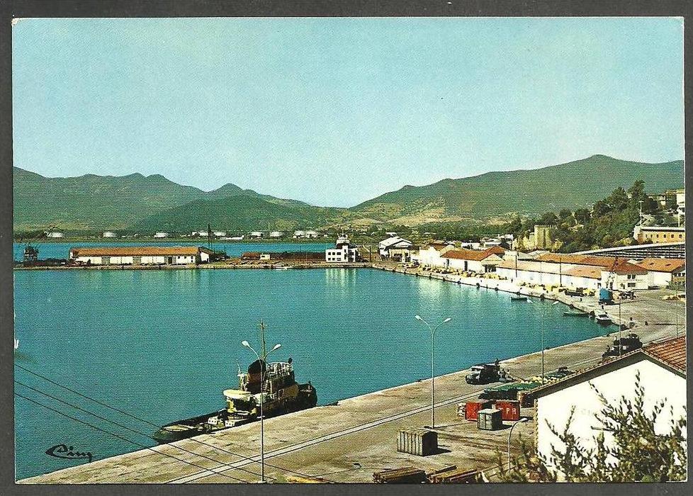 ALGERIE - ALGERIA  -  BEJAIA - ex  BOUGIE  -  LE PORT ET LES PÉTROLIERS  -