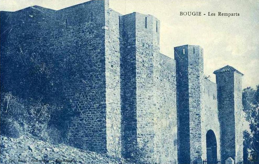 ALGERIE - BOUGIE - LES REMPARTS