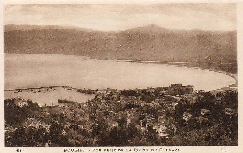 ALGERIE  BOUGIE  Vue Prise de la Route de Gouraya