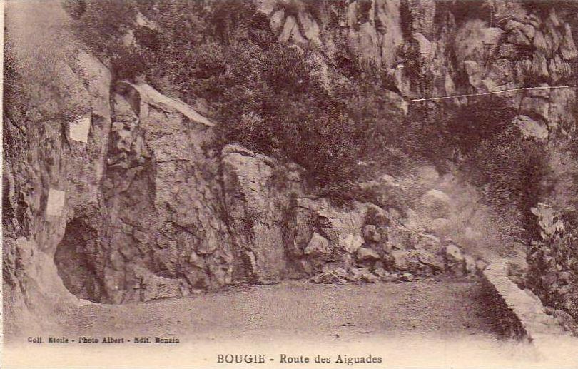 ALGERIE  BOUGIE  Route des Aiguades  ..... ( Ref FA422 )