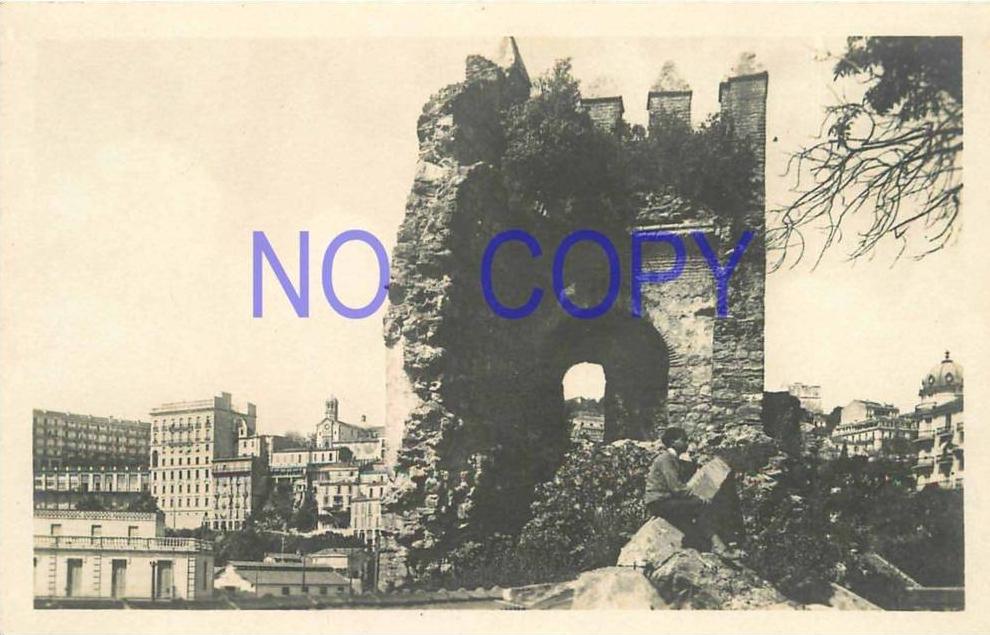 BOUGIE  TOUR SARRAZINE