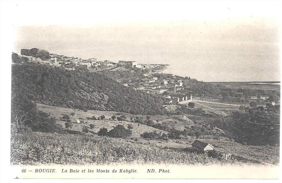 Afrique Algérie Bejaia Bougie La baie et les monts de Kabylie