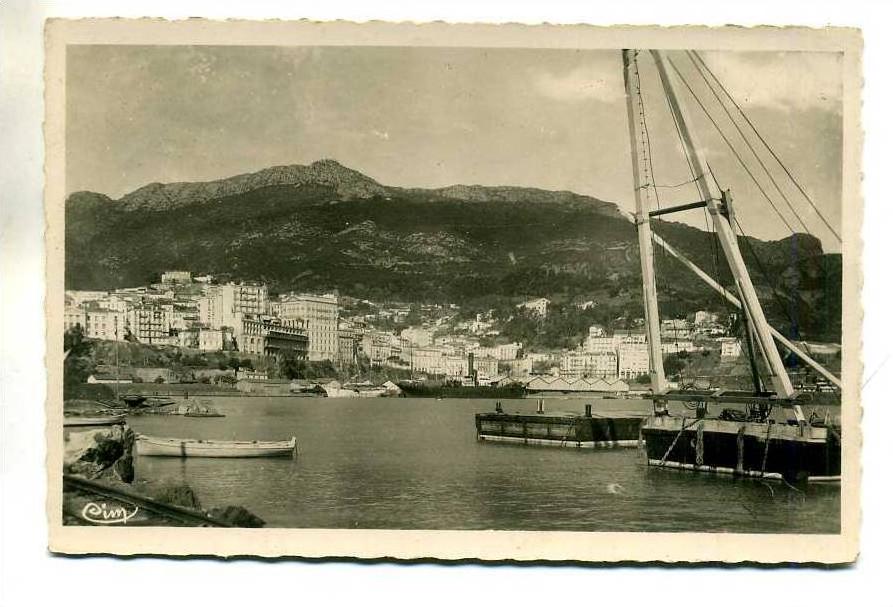 BOUGIE (CONSTANTINE ) VUE GENERALE ET GOURAYA