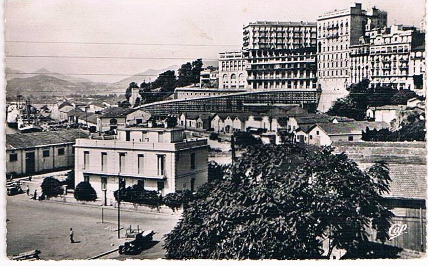 ALGERIE  BOUGIE ,  vue sur le boulevard