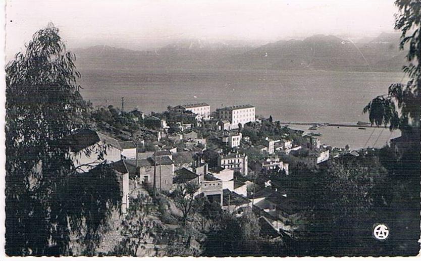 ALGERIE  BOUGIE , une vue sur le golfe