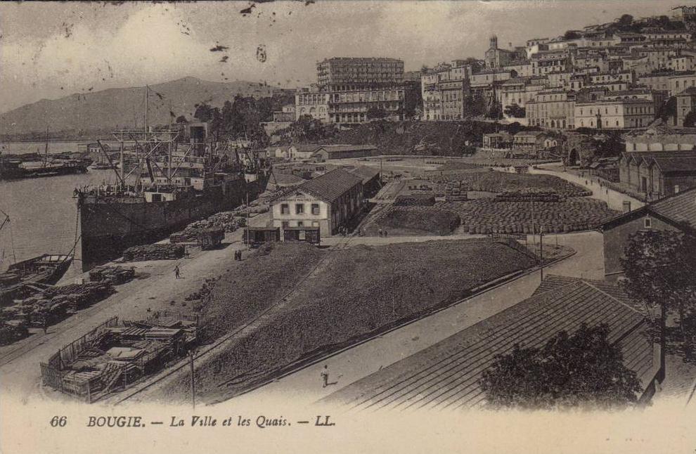 BOUGIE -  LA VILLE ET SES QUAIS  -  1923  -  LL.