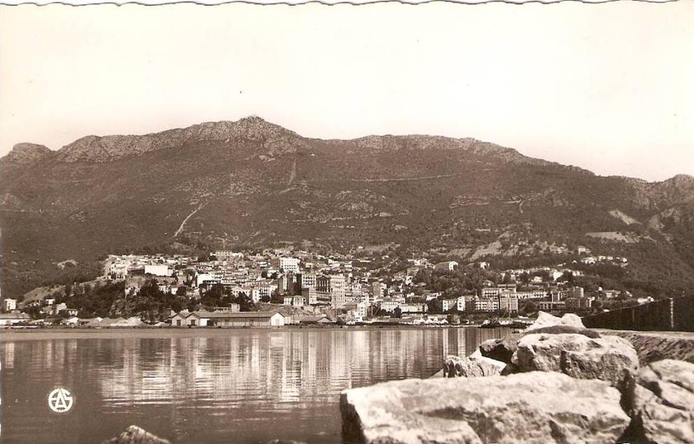 BOUGIE VUE GENERALE DEPUIS LA GRANDE JETEE