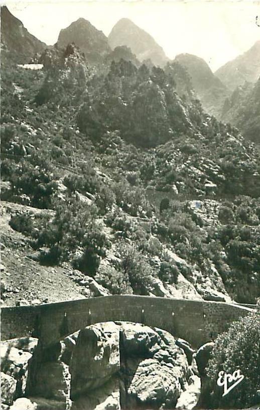 KERRATA - Dans les Gorges, le Pont du Diable (Ed. Africaines, 12)