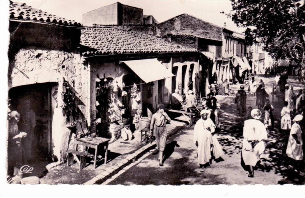 Blida - rue et boutiques arabes