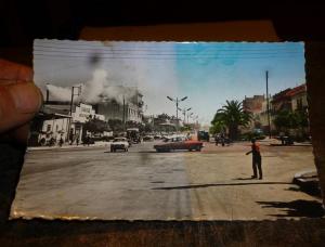 Carte avec défaut d impression  1/2 colorisée Ancienne Citroen DS  a Blida Rond Point Verdun Place Beauprète