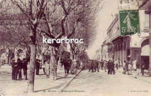 CPA Algérie BLIDA - Boulevard TRUMELET Très animé en