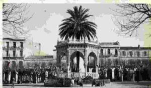 BLIDA- ANIMATION  PLACE CLEMENCEAU ET KIOSQUE à MUSIQUE - GLACEE TARDIVE- années 50