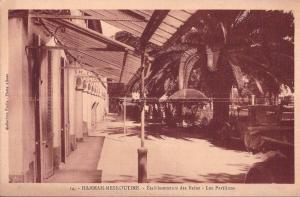 POST CARD CPA N°14 - GUELMA Algérie - HAMMAM MESKOUTINE  - Etablissement des Bains - Les Pavillons