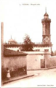 cpa N°5. GUELMA.  Mosquée arabe, animée