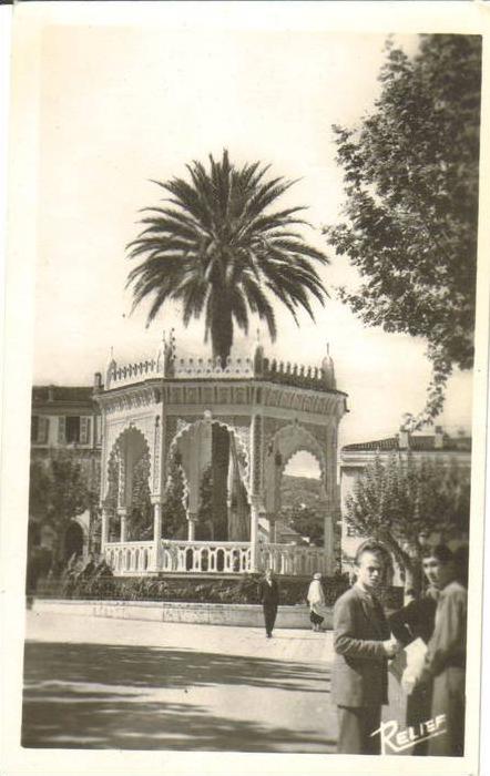 CPSM BLIDA LE KIOSQUE PLACE D ARMES ANIMEE EDIT RELIEF