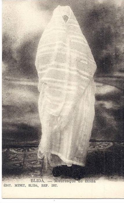 cp Afrique Algérie BLIDA Mauresque  ( femme voile )