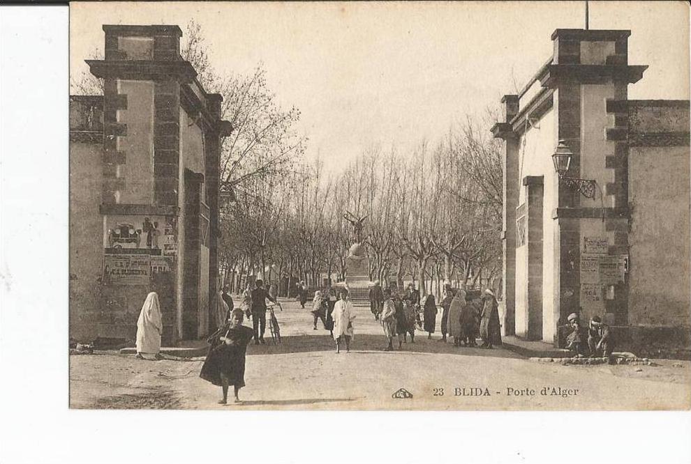 BLIDA  -   porte  d'Alger