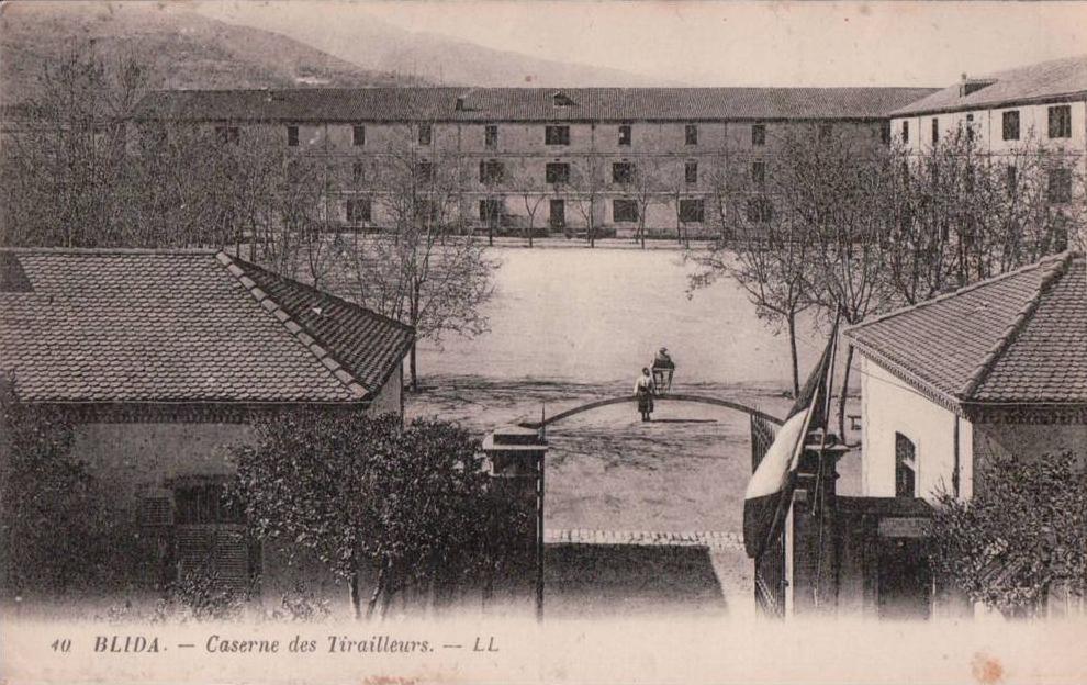 PORT GRATUIT    8260    BLIDA  1927  OBLITERE