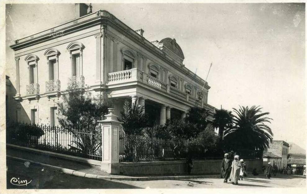 AFRIQUE- ALGERIE -  GUELMA ( CONSTANTINE ) SOUS PREFECTURE  CARTE PHOTO