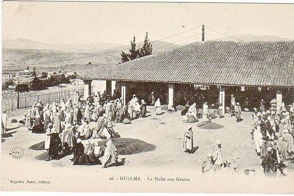 22-Guelma-Algerie Francaise-La Halle aux Grains-Animé-v.1908 x Parisr-Timbre 5c. France.