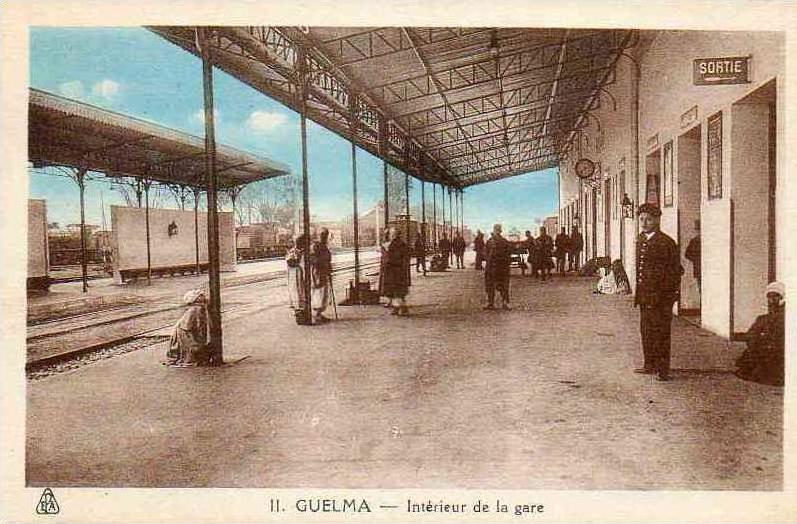 AFRIQUE. ALGERIE. GUELMA. Vue sur L'Intérieur de La Gare.