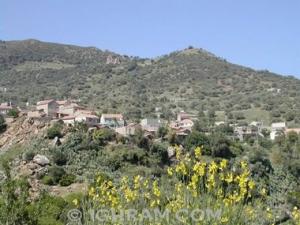 Vue sur le village de Felden, Akbou