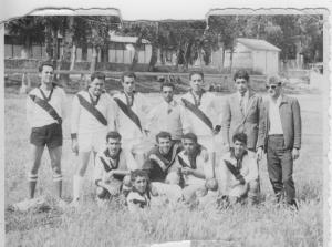 ancienne photo de l'equipe M.C.GERYVILLE   foot ball