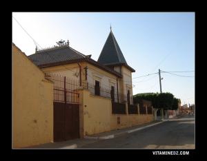 Maison coloniale à El Mohgoun ex Sainte Léonie