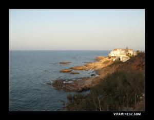 Plage Dauphin du nom du Restaurant sur la corniche Arzewienne
