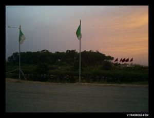 Oued Kiss, plus loin la ville marocaine de Saidia