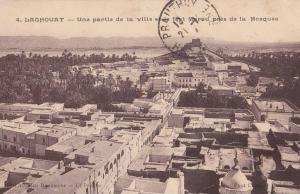 Carte postale Laghouat algérie une partie de la ville et le fort morau près de la mosquée circulé édit Bouameur n° 4