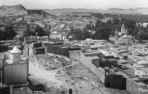 (ZZ)  CPSM  Laghouat    (bonne etat)